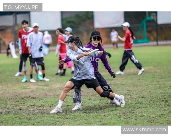 深入分析北京飞盘队独特的转换打法与战术运用