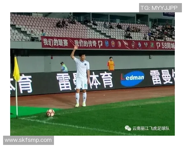 深圳网球队包夹打法深度分析与战术应用探讨 深圳网球队包夹打法深度分析与战术应用探讨